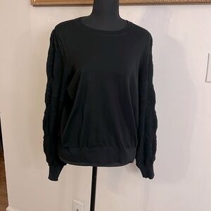 Who What Wear Crochet Sleeve Top, Sz. XL.